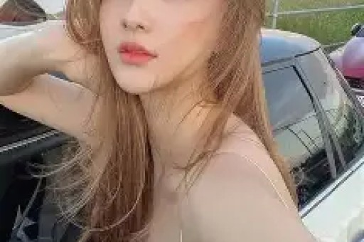网红司晓迪直播骂白鹿“素颜普通、媚男看不起人”！评论区翻车连闺蜜都拆台蹭热度翻车最快的一次