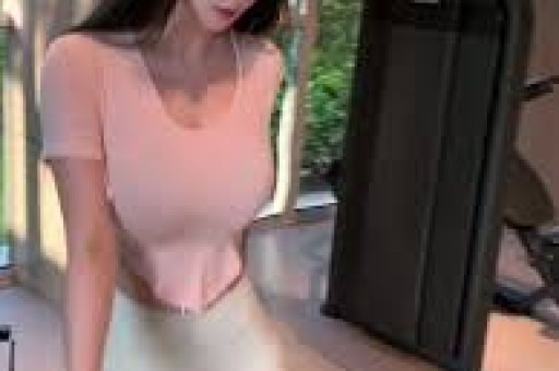 陪睡陪玩竟然只是冰山一角又有女星自曝圈内黑幕五十五岁了都不肯放过