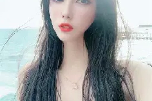 河南一男子闯入女澡堂打人洗浴中心：他进去打他媳妇；涉事男子已被警方控制